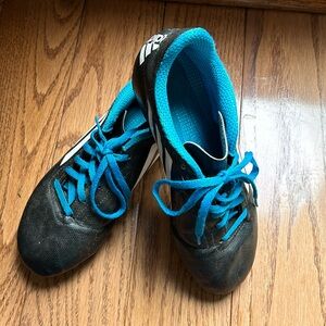 Adidas Soccer cleats, size 5 black and blue
